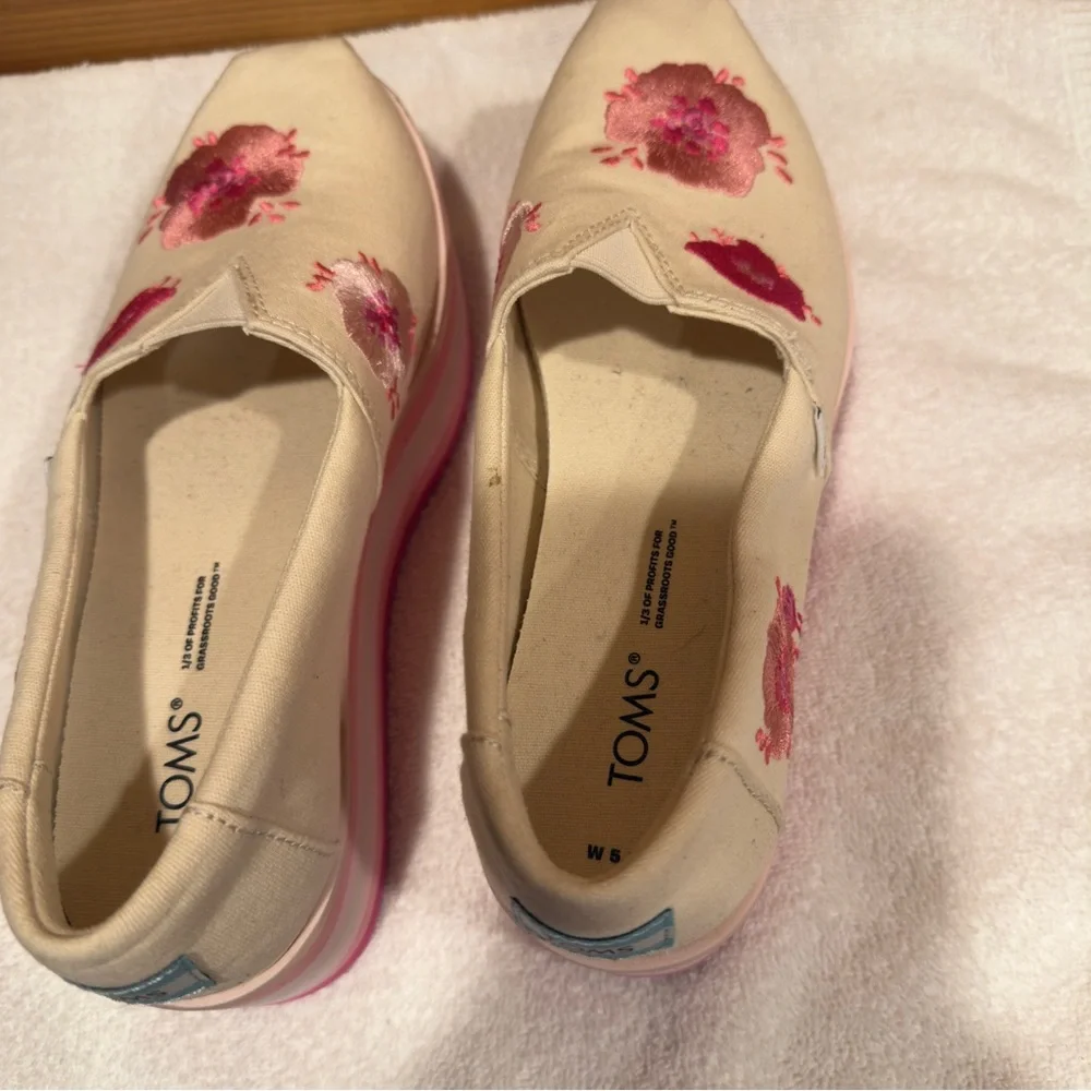 Toms Alpargata‎ Platform Pink Poppies Embroidered Canvas sz /5.5